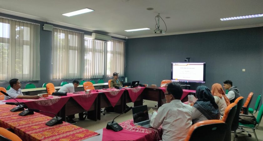 Workshop OJS JPW: Tim Editor Jurnal Politik Walisongo Perkuat Kompetensi Pengelolaan Jurnal Bereputasi