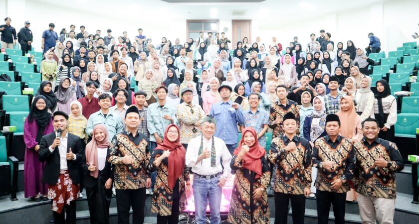 FISIP UIN Walisongo Gelar Studium Generale Bertema “Hiperrealitas dalam Konteks Dinamika Masyarakat”