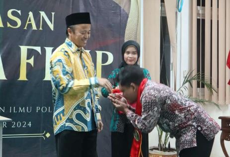 FISIP UIN Walisongo Semarang Gelar Wisuda Fakultas Periode November 2024, 28 Wisudawan Resmi Menjadi Alumni