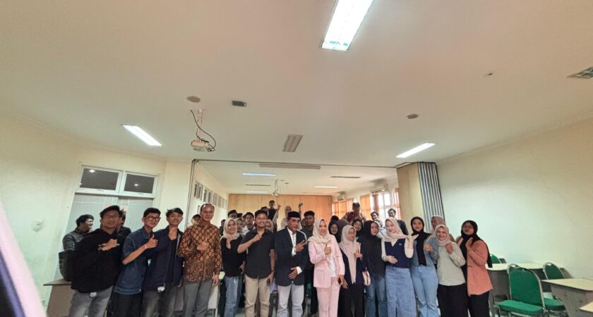 Padmasari Mestikajati Berbagi Inspirasi Politik Humanis di Kampus: Dari Lapangan ke Parlemen