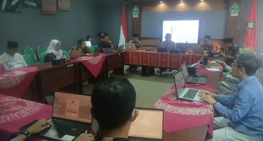 FISIP UIN Walisongo Semarang Selenggarakan Rapat Awal Semester dan Kegiatan Pengembangan Kompetensi Dosen